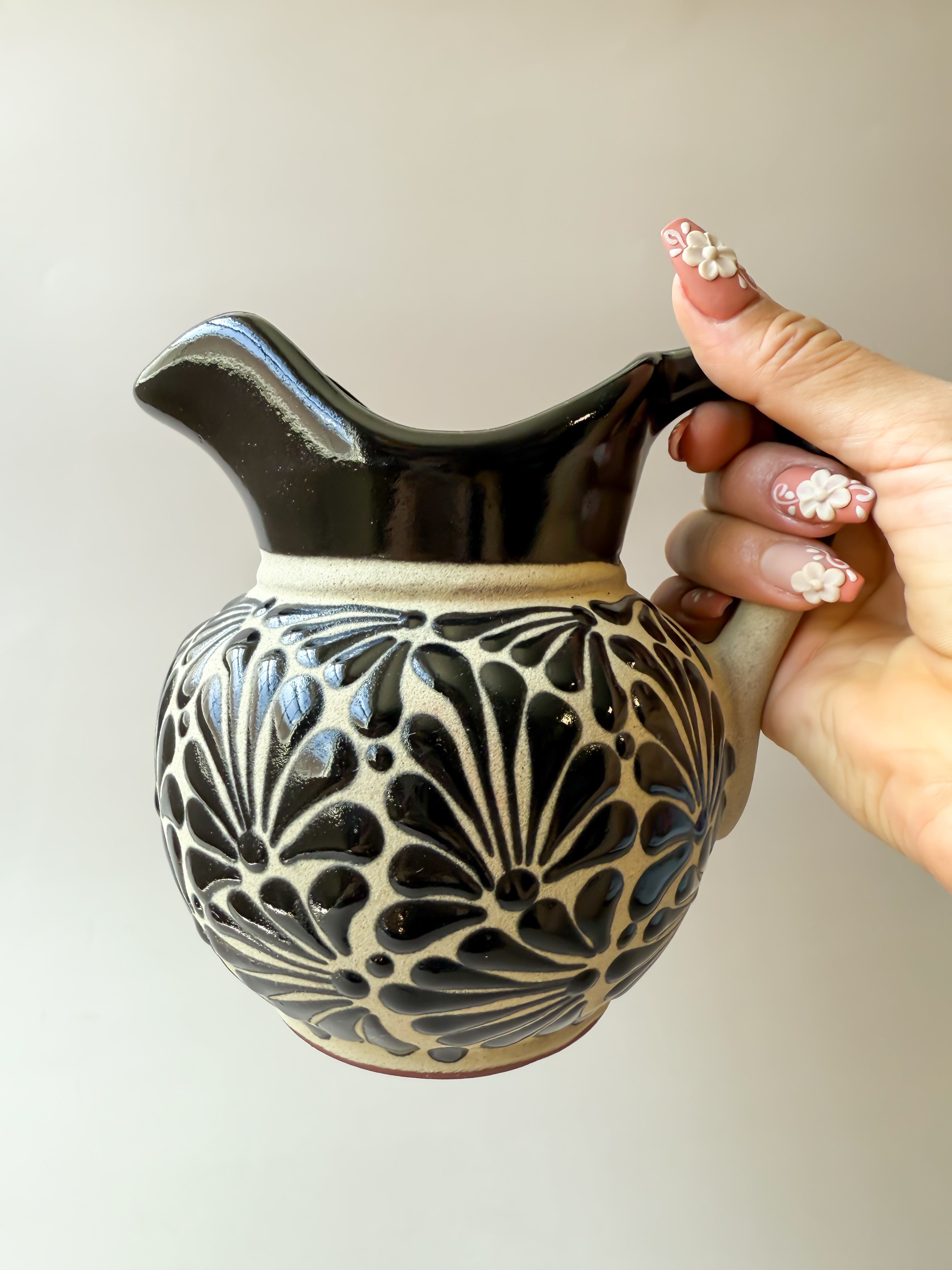 Talavera Style Clay Pitcher - Engobe Jarra Barro